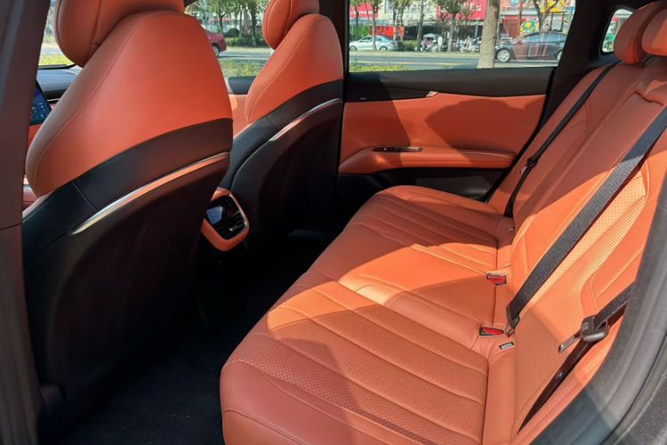 Used Deepal L07 2024 530 Max Qiankun Intelligent Driving ADS SE Pure Electric Version
