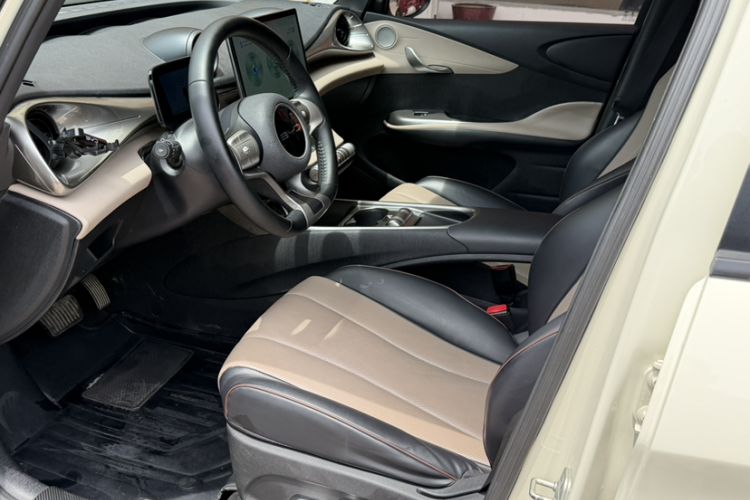 Used BYD Dolphin 2023 420 km Free Version

