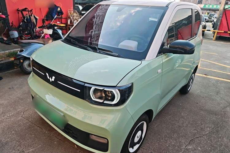 Used Wuling Hongguang MINIEV 2022 Macaron Fashion Model Lithium Iron Phosphate