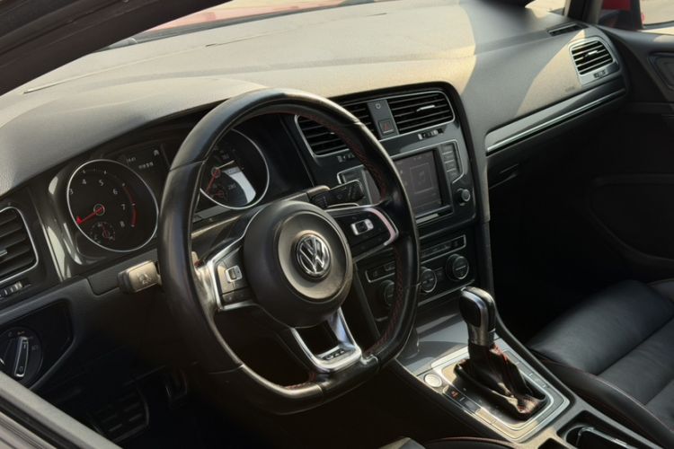 Used Volkswagen Golf GTI 2016 2.0 TSI GTI
