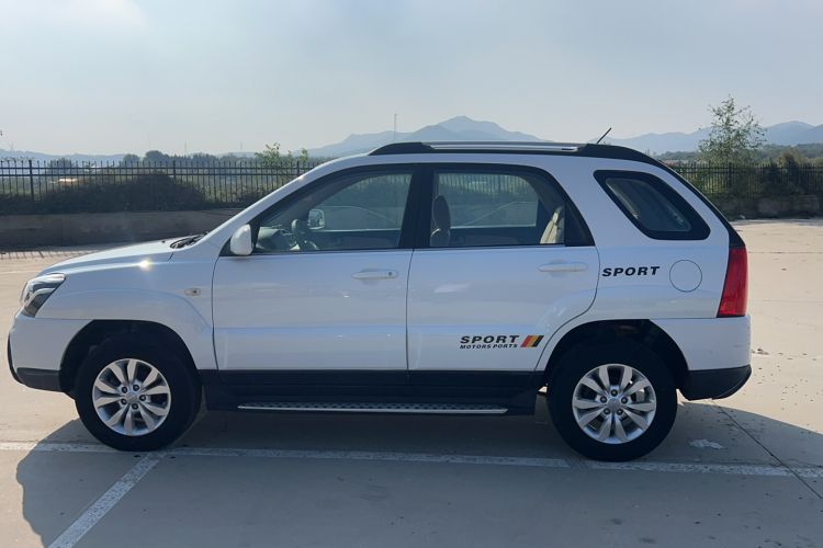 Used Kia Sportage 2013 2.0L Manual Two-Wheel Drive GL Trim