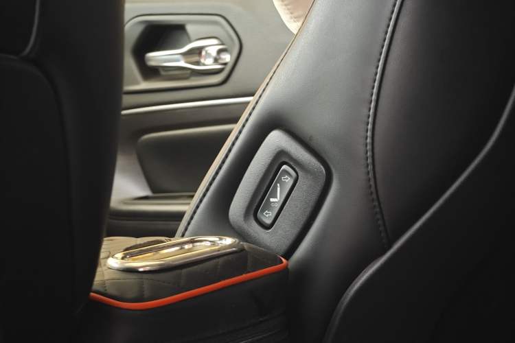 Used Jeep Grand Commander 2018 2.0T Four-Wheel Drive Prestige Edition China V
