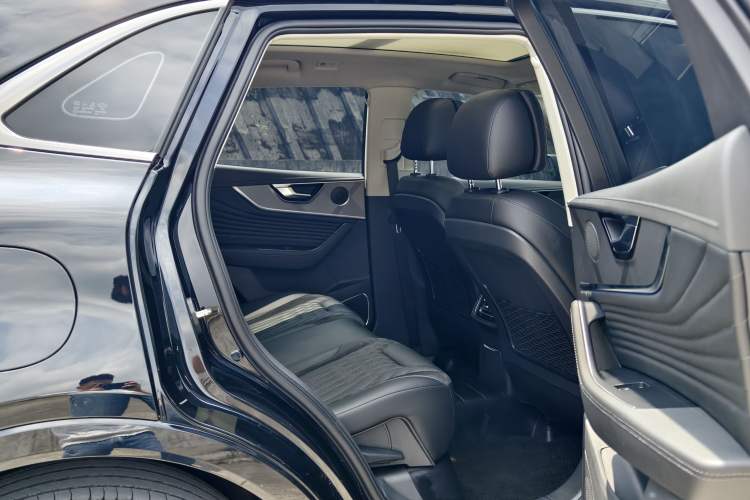 Used Hongqi HS5 2023 2.0T Four-Wheel Drive Flagship Pro Edition