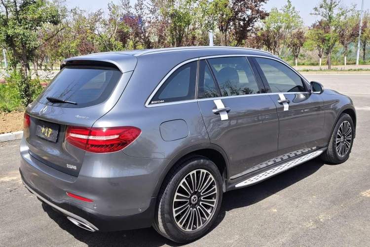 Used Mercedes-Benz GLC 2019 GLC 260 L 4MATIC Dynamic Model

