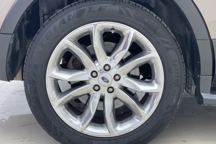 Used Ford Explorer 2013 3.5L Deluxe Model