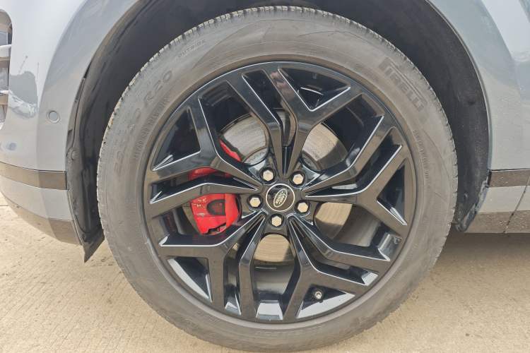 Used Land Rover Range Evoque 2020 249 PS R-DYNAMIC S First-Edition Sport Custom Edition
