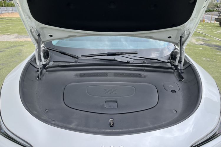 Used IM LS6 2023 Max Standard Edition Interior 8