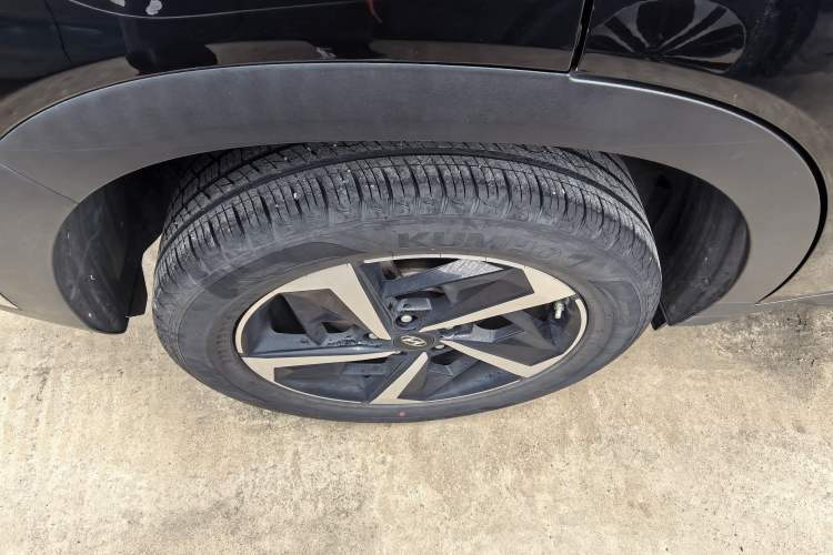 Used Hyundai ix35 2021 2.0L Automatic 2WD GLS Leading Edition Exterior 7