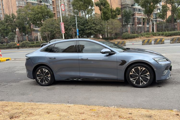 Used BYD Seal 2022 550 km Standard Range Rear-Wheel Drive Prestige Version