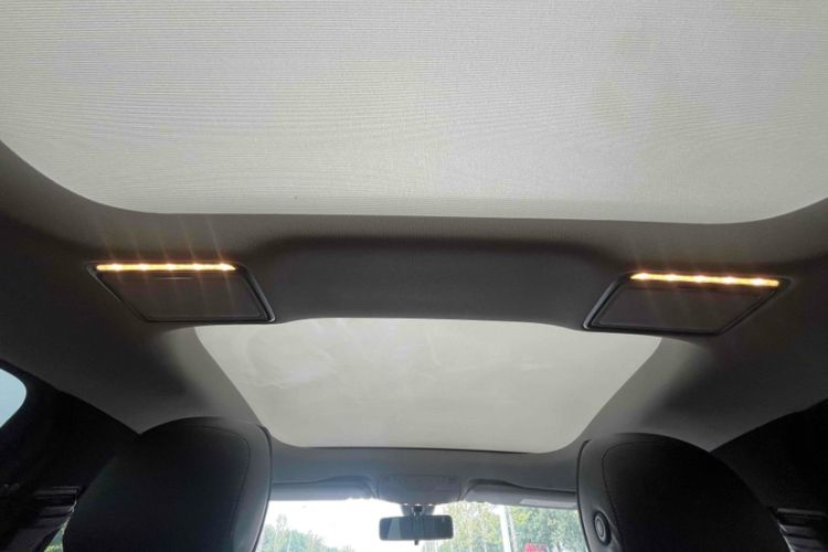 Used Mercedes-Benz E-Class 2018 E 200 L Sport Edition Interior 6