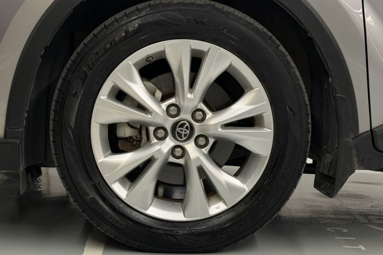 Used Toyota IZOA 2021 2.0L Yixing Version