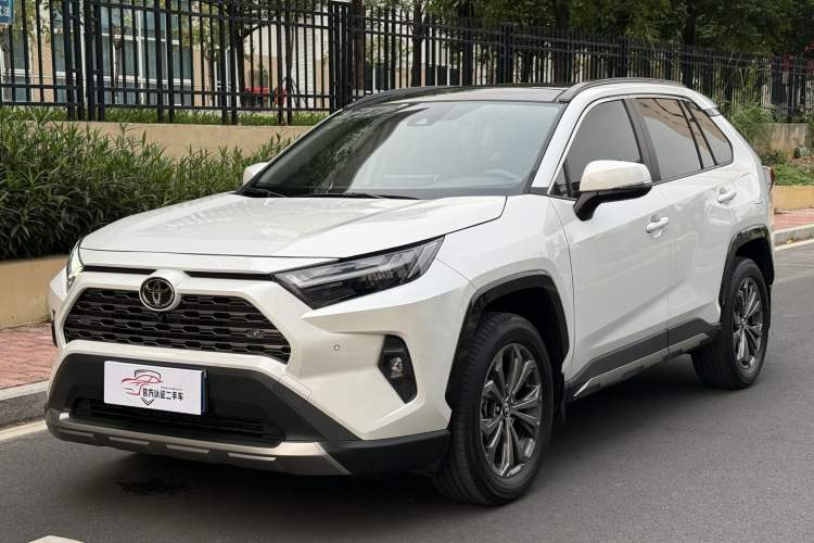 Used Toyota RAV4 2024 2.0L CVT Two-Wheel Drive Fashion Plus Edition