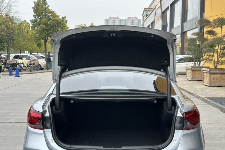 Used Mazda Atenza 2018 2.5L Blue Sky Prestige Edition China V Standard