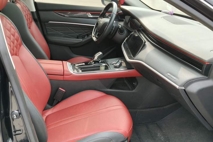 Used Dongfeng Aeolus Yixuan MAX 2021 1.5T Ultra-Stylish Trendsetter Edition