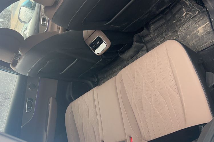 Used Chery Tiggo 8 PLUS C-DM 2025 1.5T 116 km Prestige Version 5 Seats