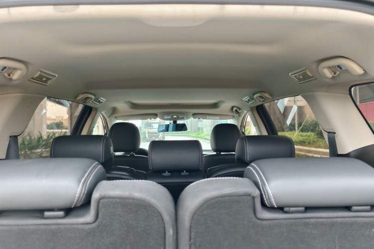 Used BYD Song MAX 2019 1.5T Automatic Smart Connect Ruiyi Sunroof Model 7 Seats China VI Standard
