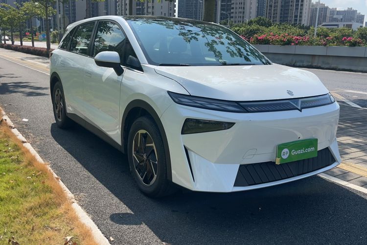 Used Venucia VX6 2023 520 Pro
