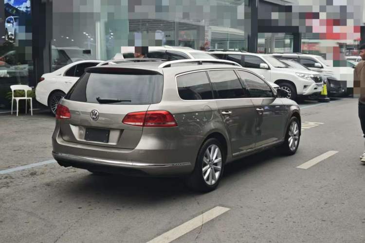 Used Volkswagen Magotan 2012 Travel Edition 2.0 TSI Comfort Version
