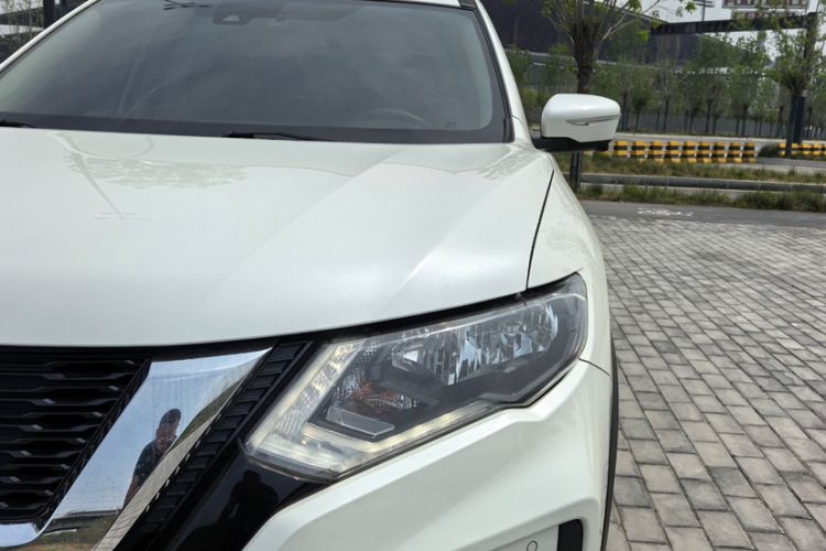 Used Nissan X-Trail 2017 2.5L CVT Luxury Edition 4WD
