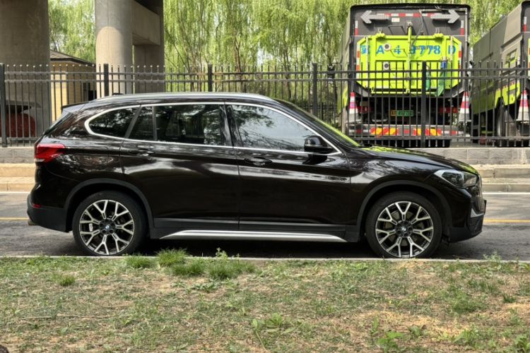 Used BMW X1 2020 xDrive25Li Luxury Edition Exterior 3