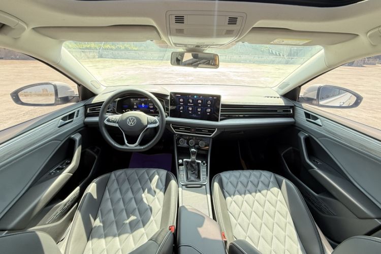 Used Volkswagen Sagitar 2023 300TSI DSG Excellence Edition
