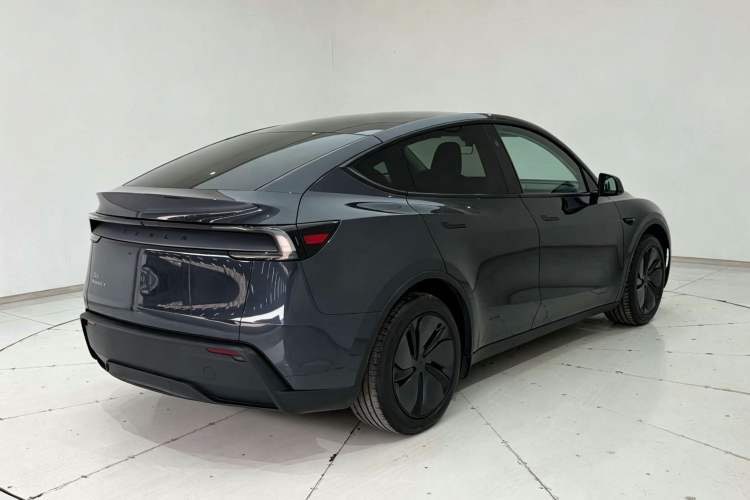 Used Tesla Model Y 2025 Rear-Wheel-Drive Version Exterior 1