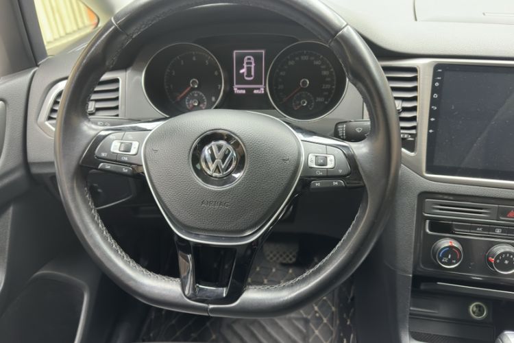 Used Volkswagen Golf Sportsvan 2018 230TSI Automatic Trend Edition
