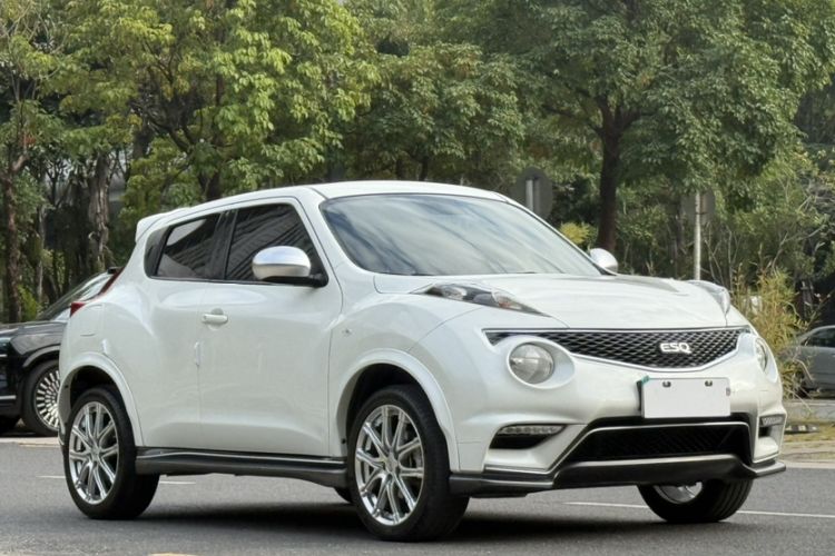 Used Infiniti ESQ 2014 1.6L Spontaneous Edition