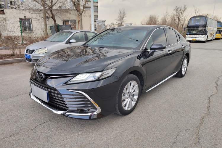Used Toyota Camry 2023 2.0G Luxury Edition