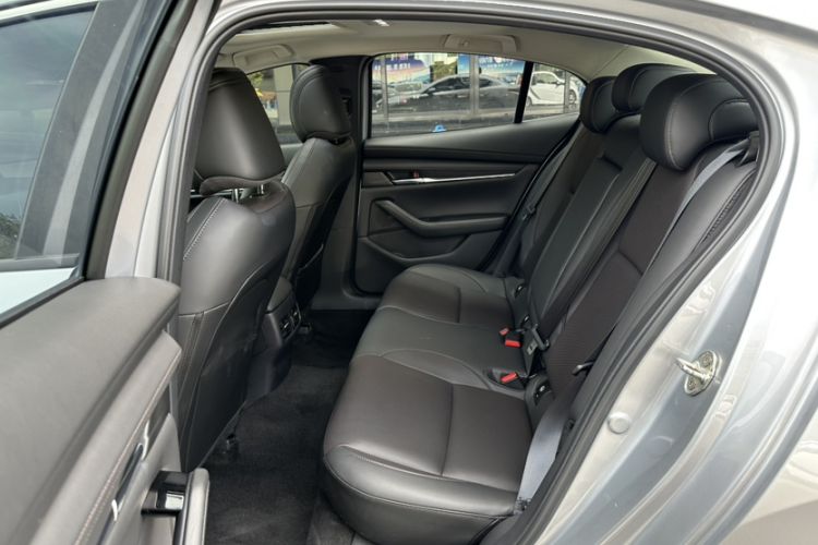 Used Mazda 3 Axela 2021 2.0L Automatic Zhi Rui Edition
