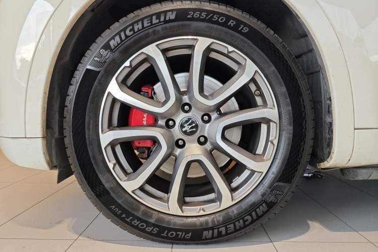 Used Maserati Levante 2022 2.0T GT Sharp Edition
