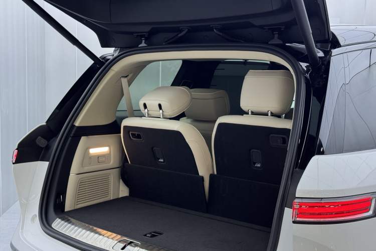 Used Nio ES8 2026 Model 6-seat Executive Luxury Edition
