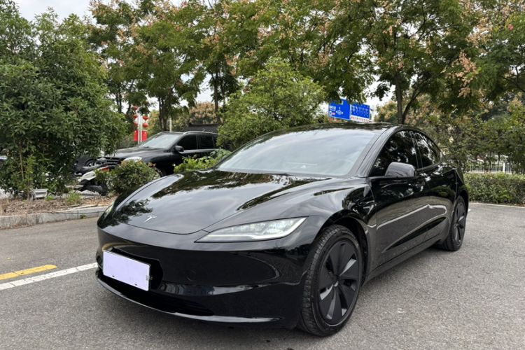 Used Tesla Model 3 2025 Rear-Wheel-Drive Version