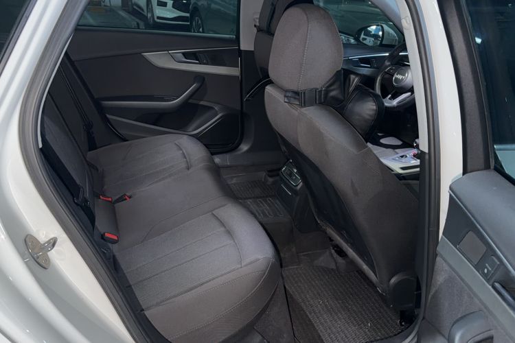 Used Audi A4L 2019 40 TFSI Ambition China VI