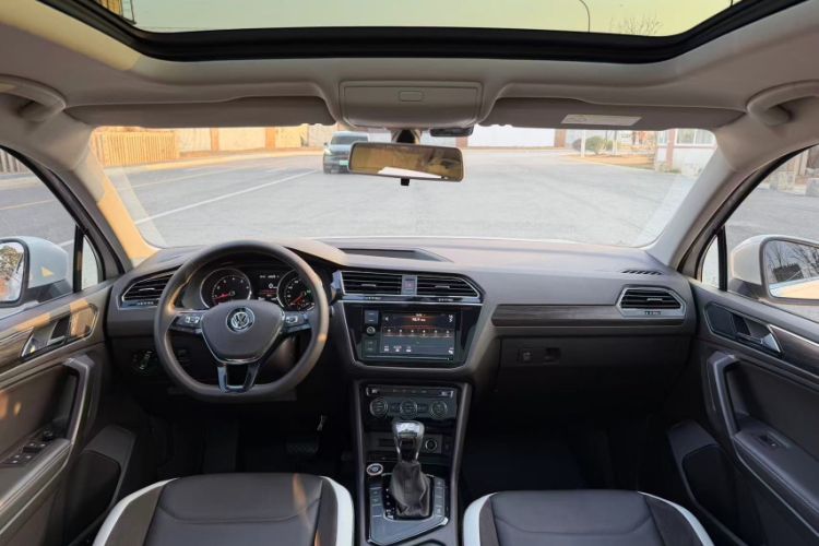 Used Volkswagen Tiguan L 2019 280TSI Automatic Two-Wheel Drive Panoramic Comfort Edition China V Standard
