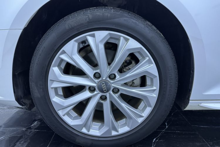 Used Audi A4L 2017 Plus 40 TFSI Ambition Model