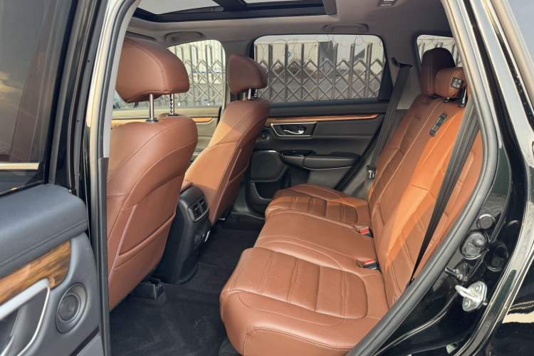 Used Honda CR-V 2021 240TURBO CVT 2WD Fashion Edition
