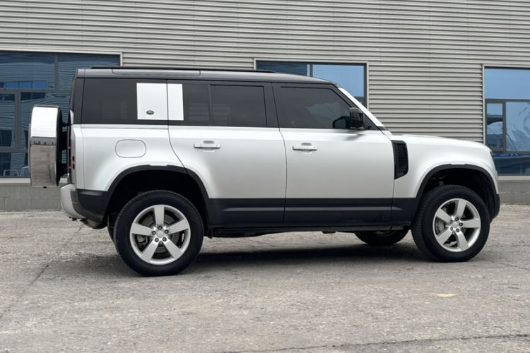 Used Land Rover Defender 
