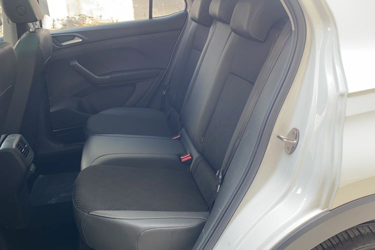 Used Volkswagen Tacqua 2020 1.5L Automatic Yue Left Rear Seat
