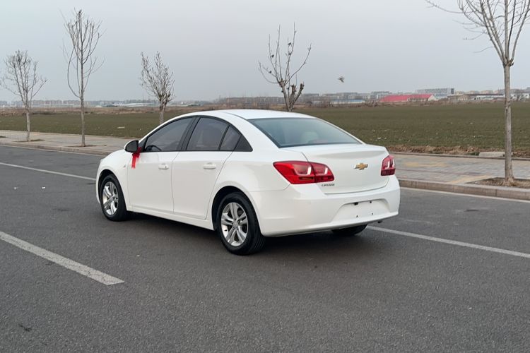 Used Chevrolet Cruze 2015 1.5L Classic SE AT
