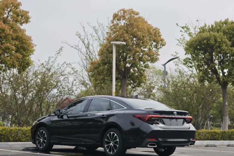 Used Toyota Avalon 2023 2.0L Premium Edition Exterior 1