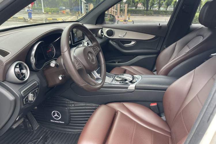 Used Mercedes-Benz GLC 2018 Facelift GLC 200 4MATIC
