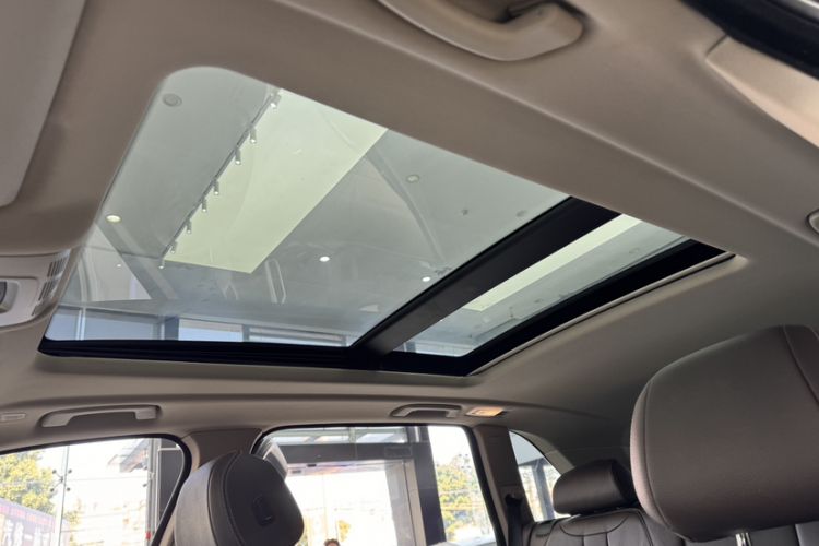 Used BMW X5 2018 xDrive28i
