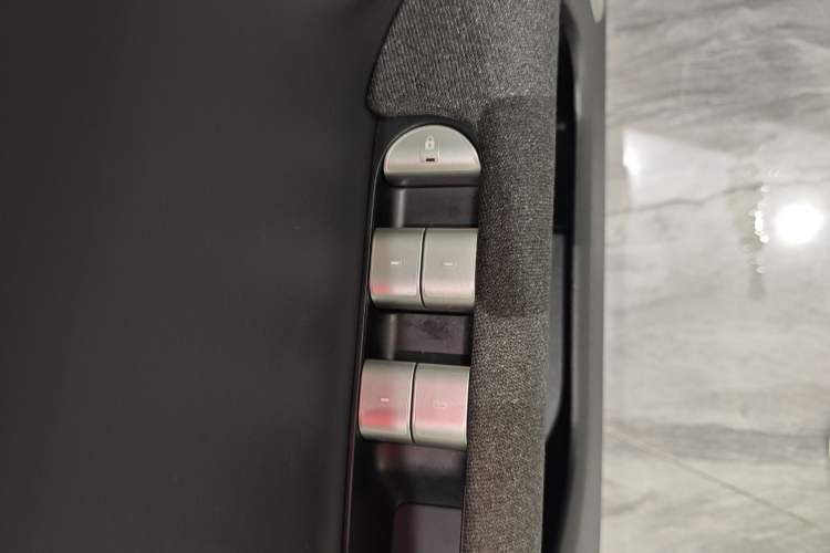 Used firefly 2025 Free Edition