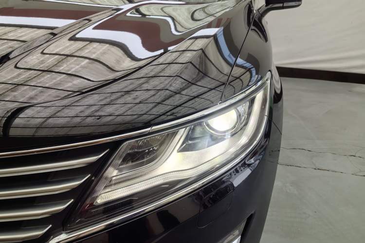 Used Lincoln MKC 2017 2.0T Two-Wheel Drive Deluxe Edition Exterior 2