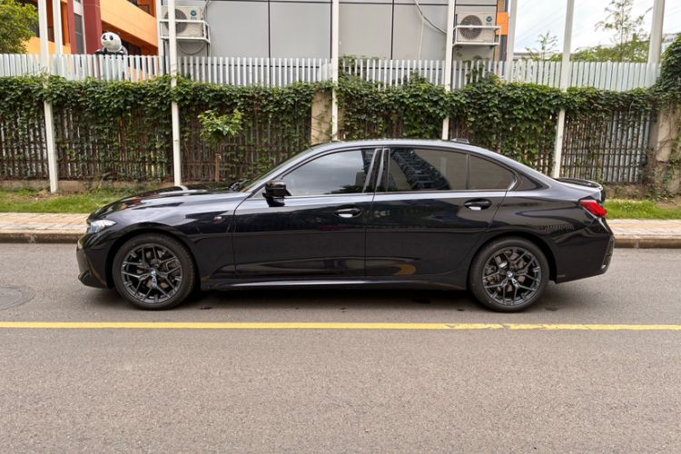 Used BMW 3 Series 2025 330Li M Sport Shadowline Package
