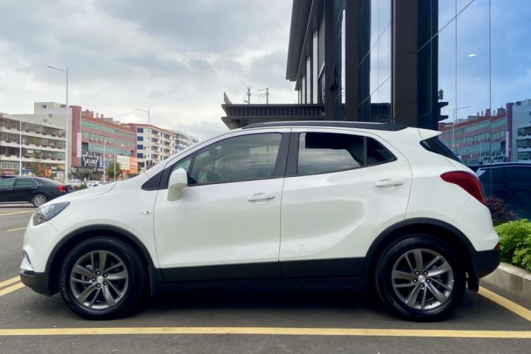 Used Buick Encore 2018 18T Automatic Two-Wheel Drive Urban Leading Model Exterior 4