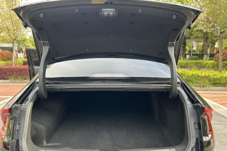 Used Wuling Xingguang 2023 150 Advanced Edition Trunk