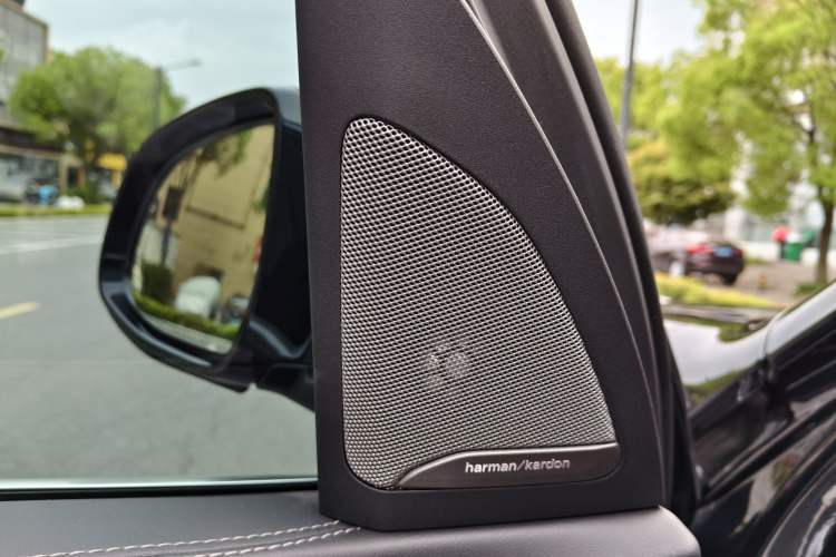 Used BMW X5 2023 xDrive 30Li M Sport Package Interior 5