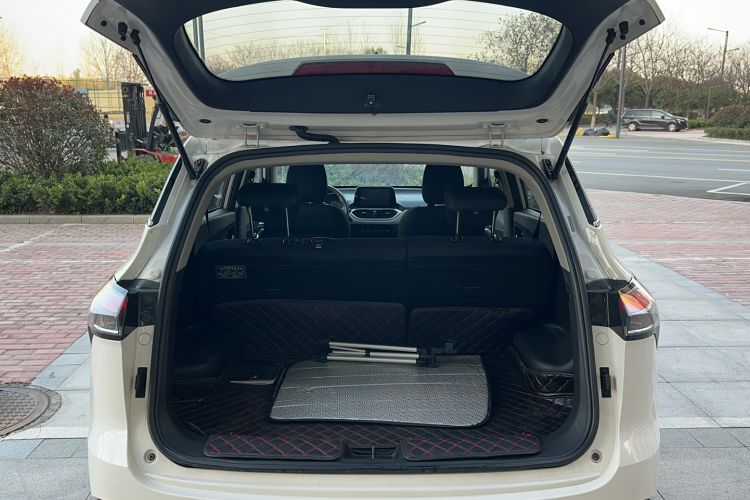 Used Baojun 510 2019 1.5L CVT Enjoyment Model China VI Emission Standard